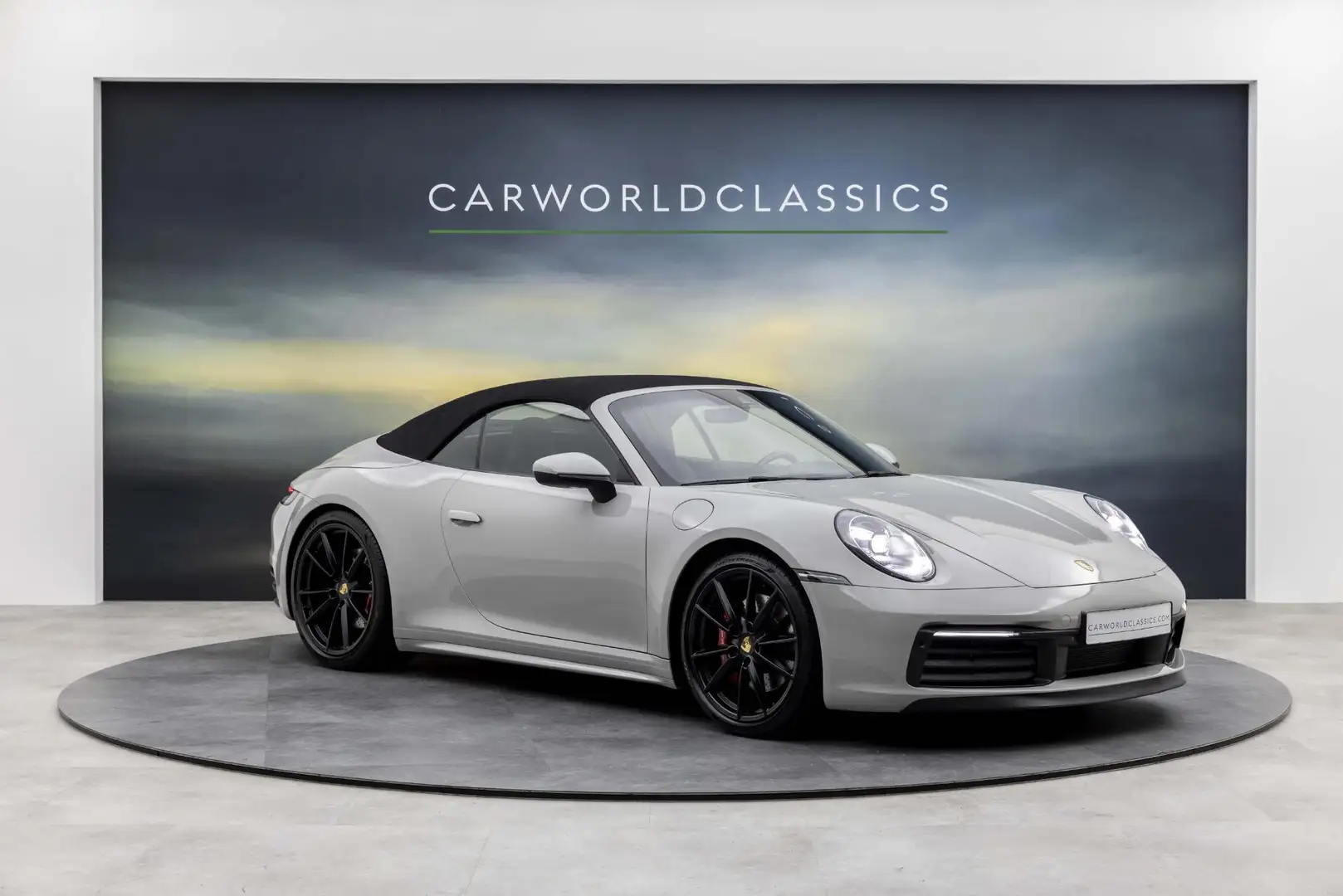 Porsche 992 992 - 3.0 CARRERA 4S CABRIO | LIFT | BOSE | MATRIX Grijs - 2