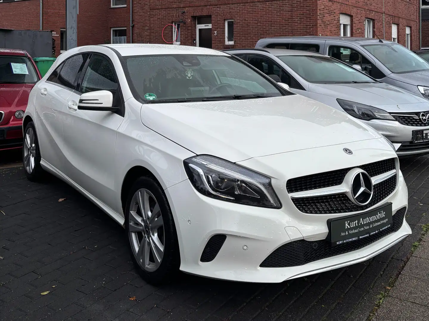 Mercedes-Benz A 180 A 180 BlueEfficiency (176.042) Weiß - 1