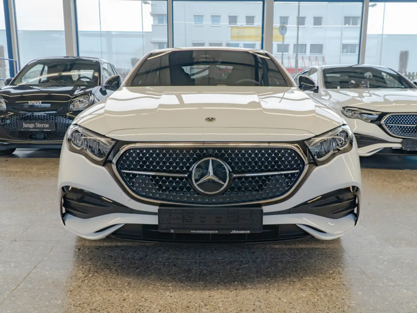 Mercedes-Benz E 220 d AMG-Sport/LED/360/Night/Distr/Totw/19' Blanc - 2
