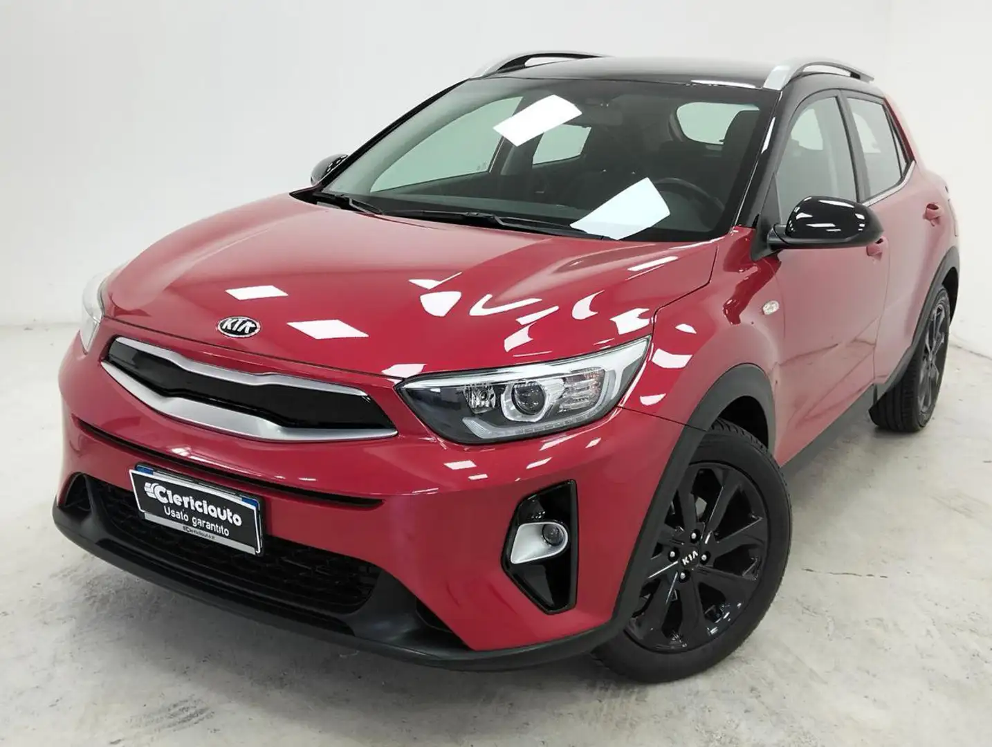 Kia Stonic 1.4 MPI 100 CV Style Rouge - 1
