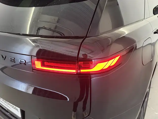 Land Rover Range Rover Sport D350 MHEV AW Ansicht 17