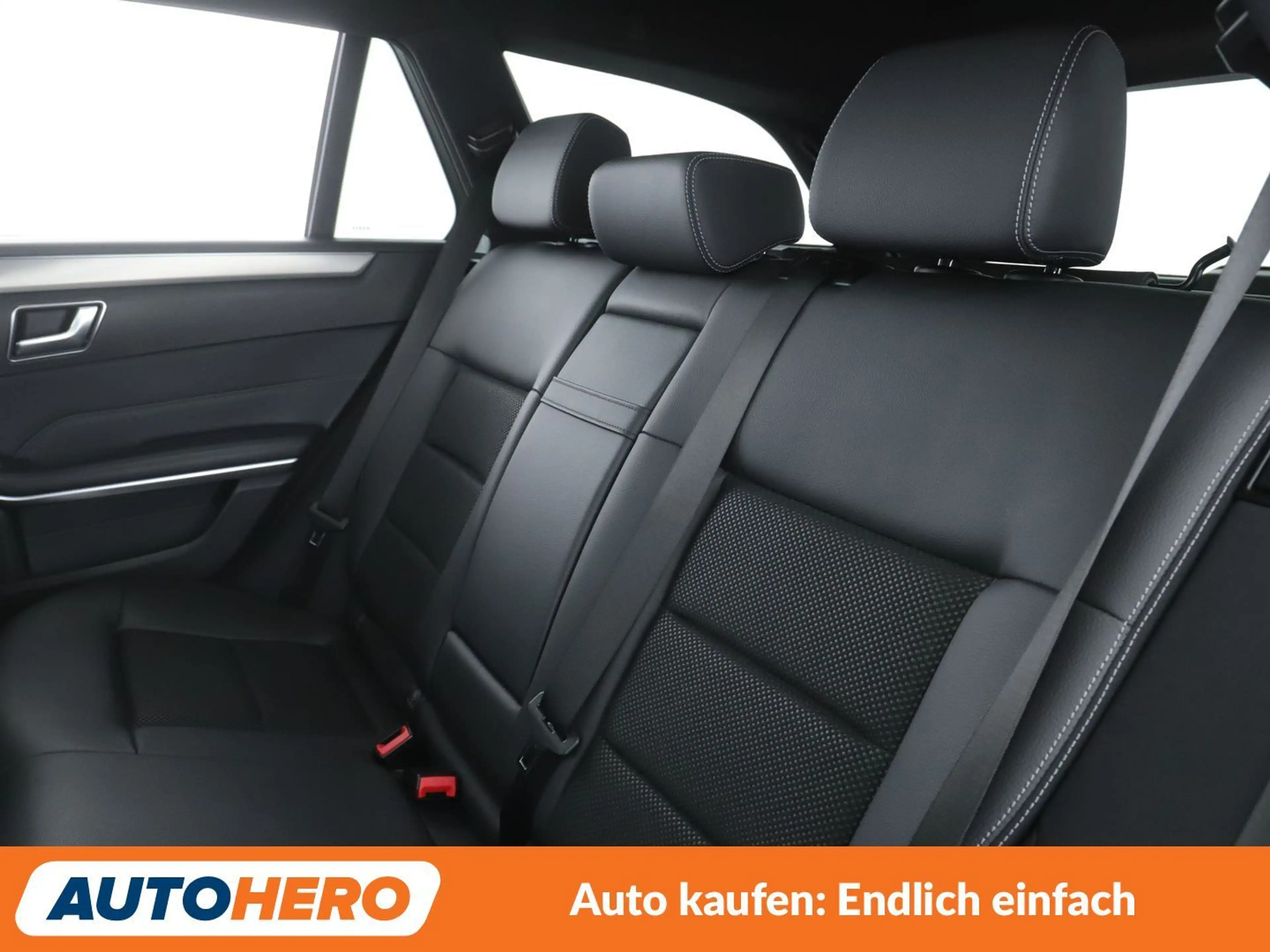 Mercedes-Benz E 220 E 220 CDI T 4Matic BlueTEC Avantgarde Aut. *LED* — photo 14