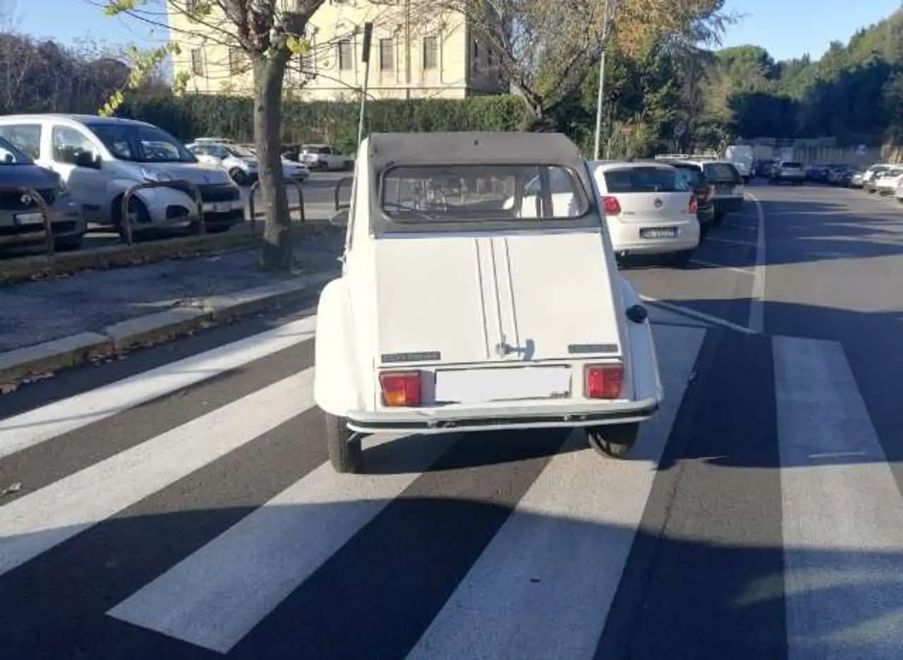 Citroen 2CV6 0.6 Special, foto 4