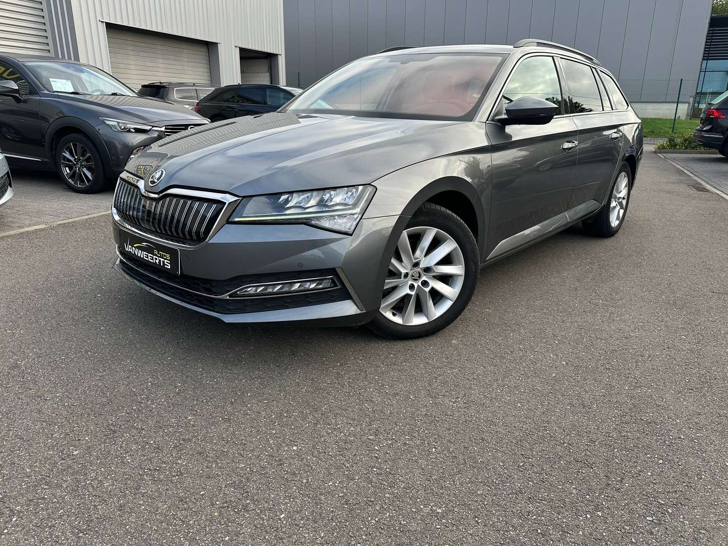 Skoda Superb nuo 351 €/ mėn Benzinas/Elektra 2021m. Kita Automatinė