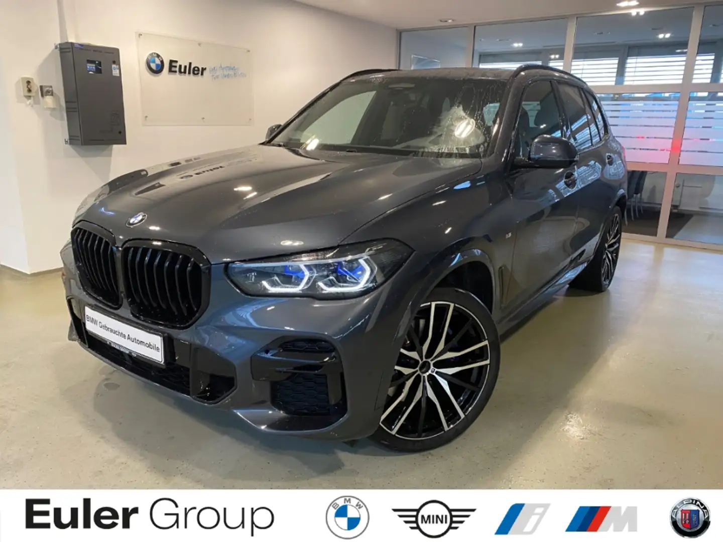 BMW X5 xDrive 30d M Sportpaket HUD StandHZG AHK Pano Navi Grau - 1