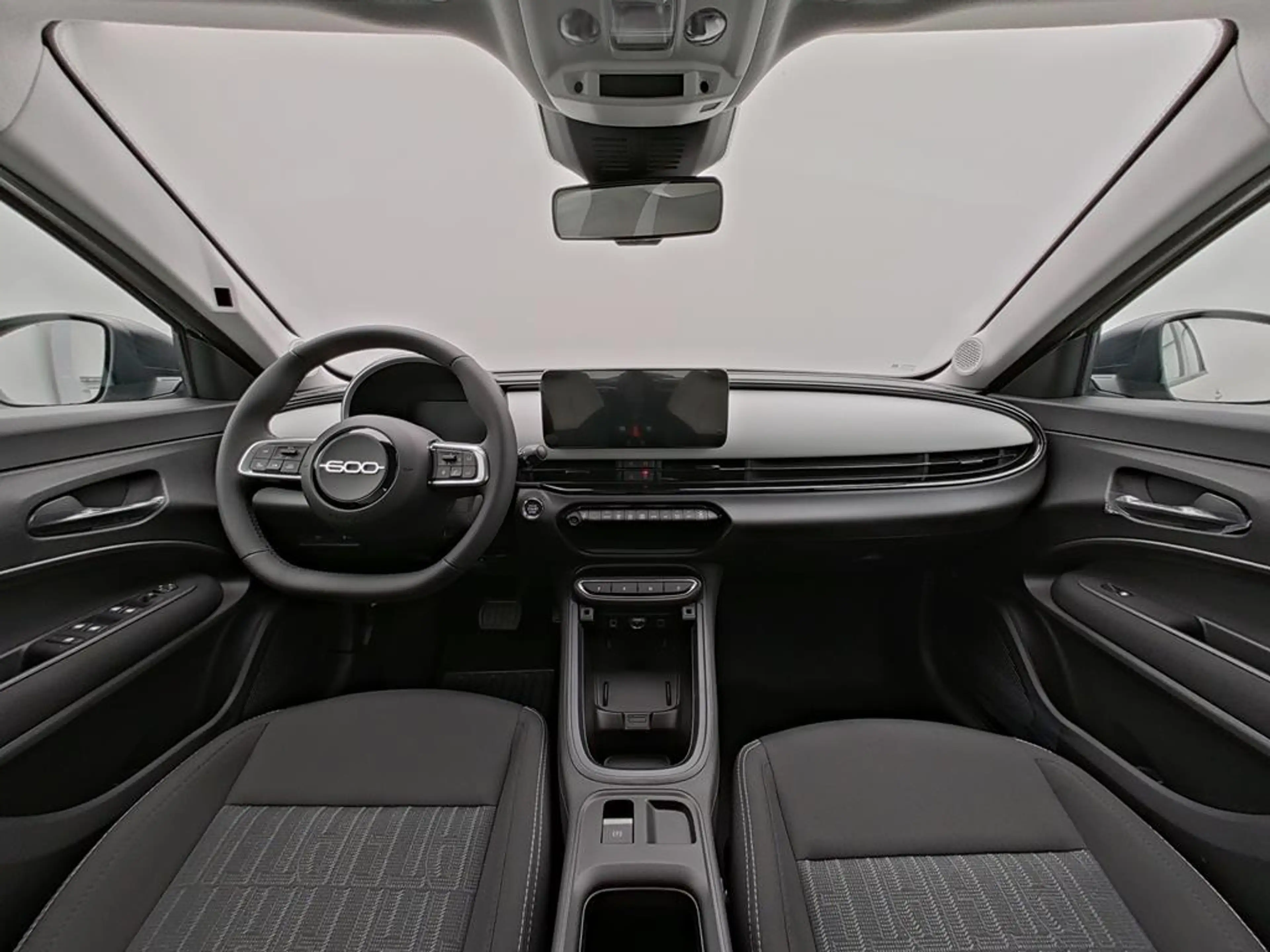 Fiat 600 Hybrid Business Edition+ Allwetterreifen — photo 12