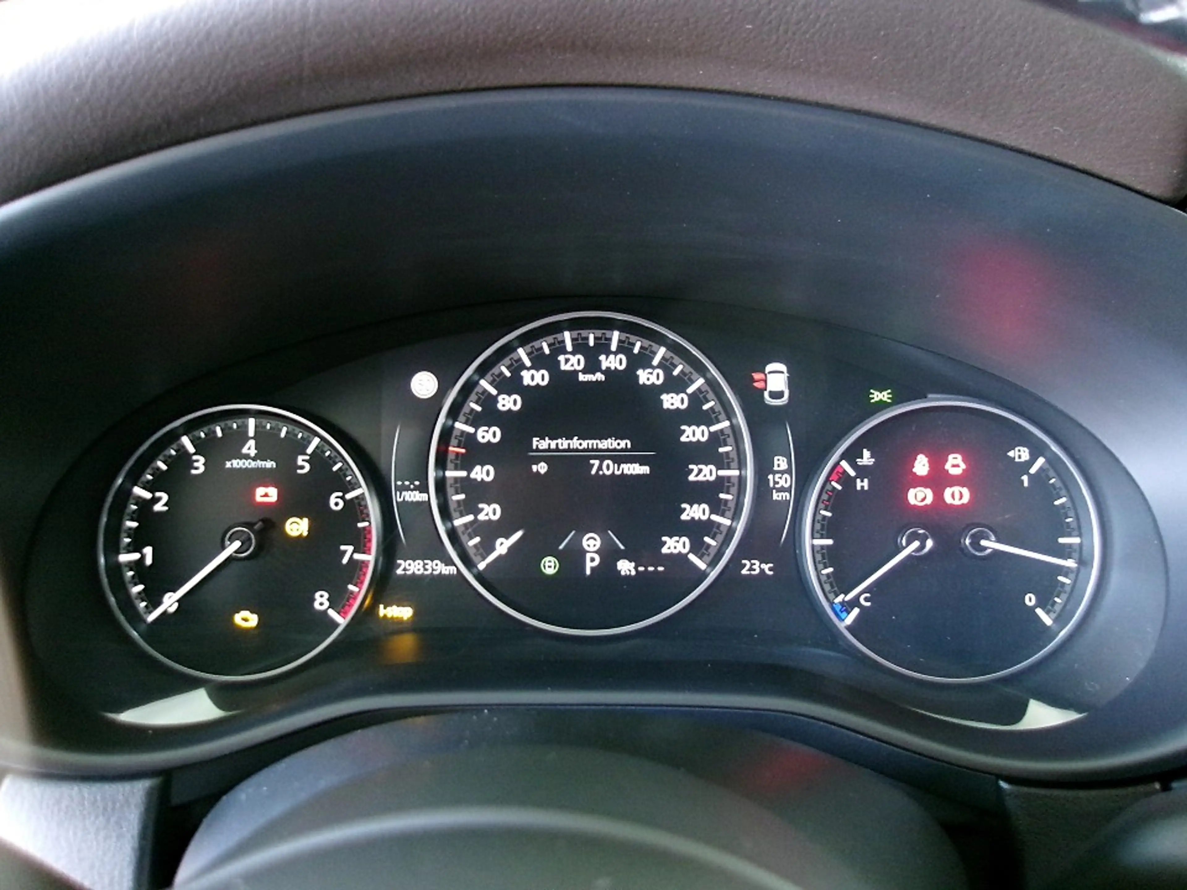 Mazda CX-30 2.5L e-SKYACTIV G 140ps Takumi.Lederausstattung — photo 7