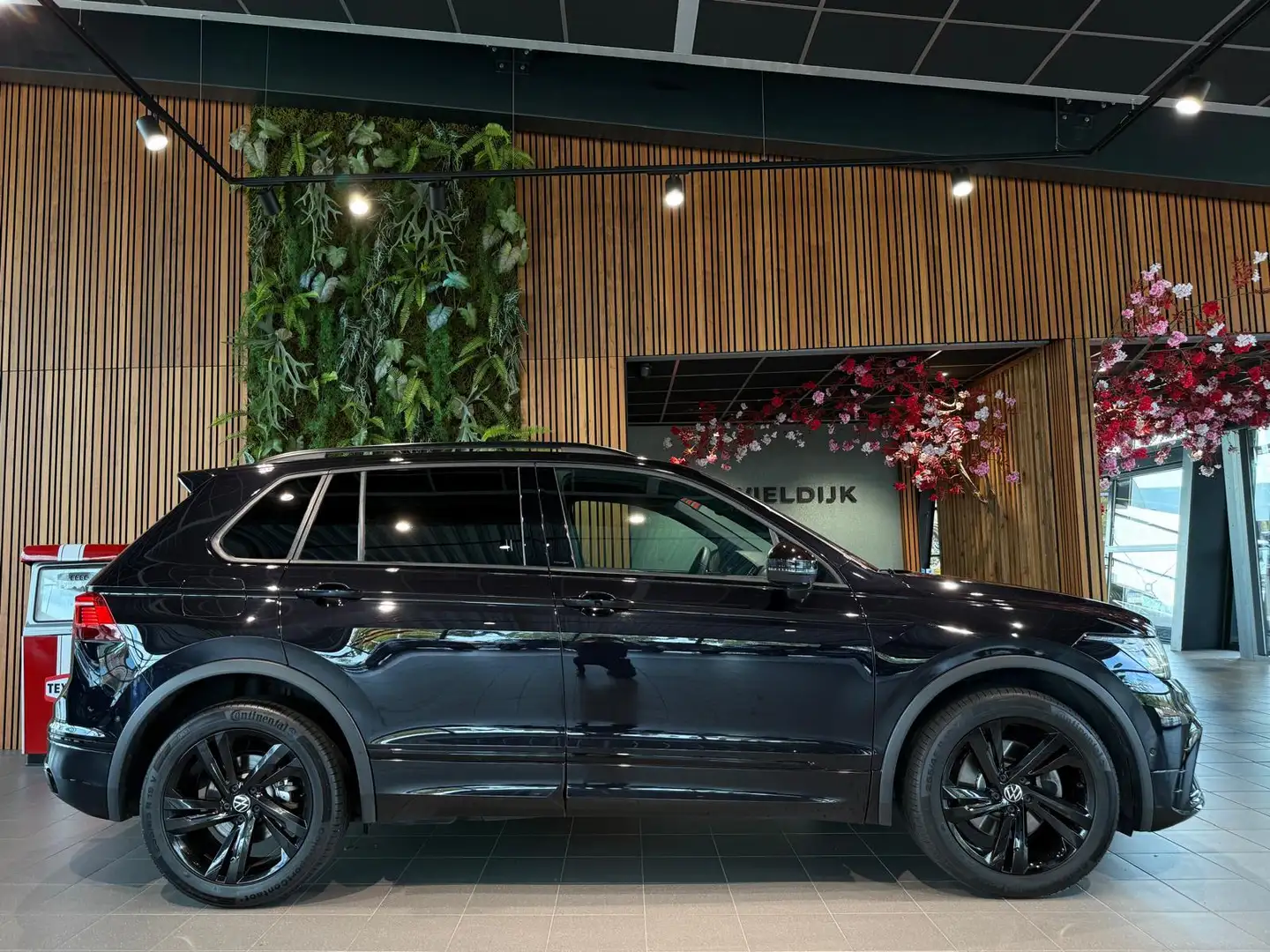 Volkswagen Tiguan 1.4 TSI eHybrid R-Line Business+ Black Style Pack Schwarz - 2