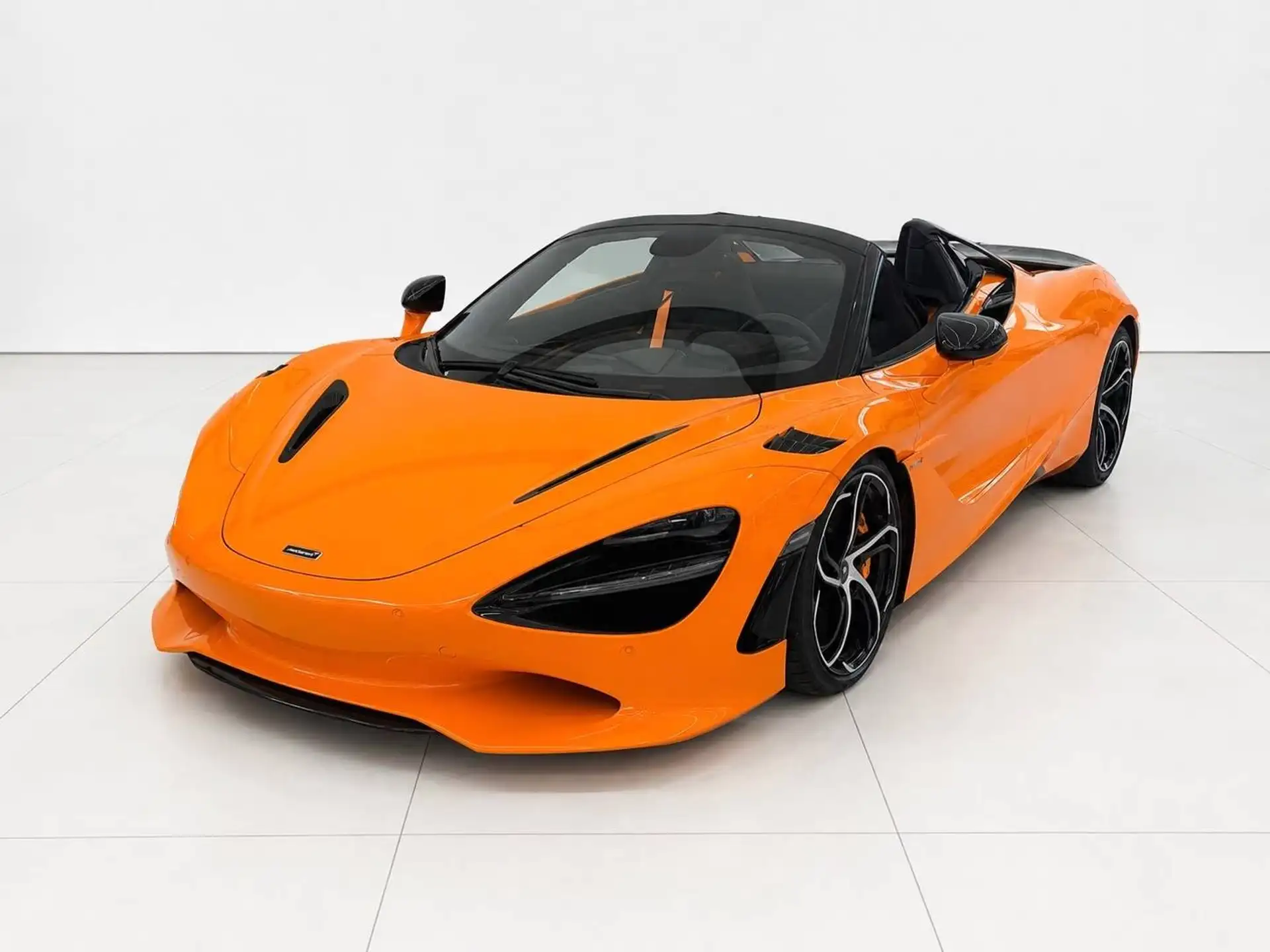 맥라렌 750S 750 2026 주황 사진 1