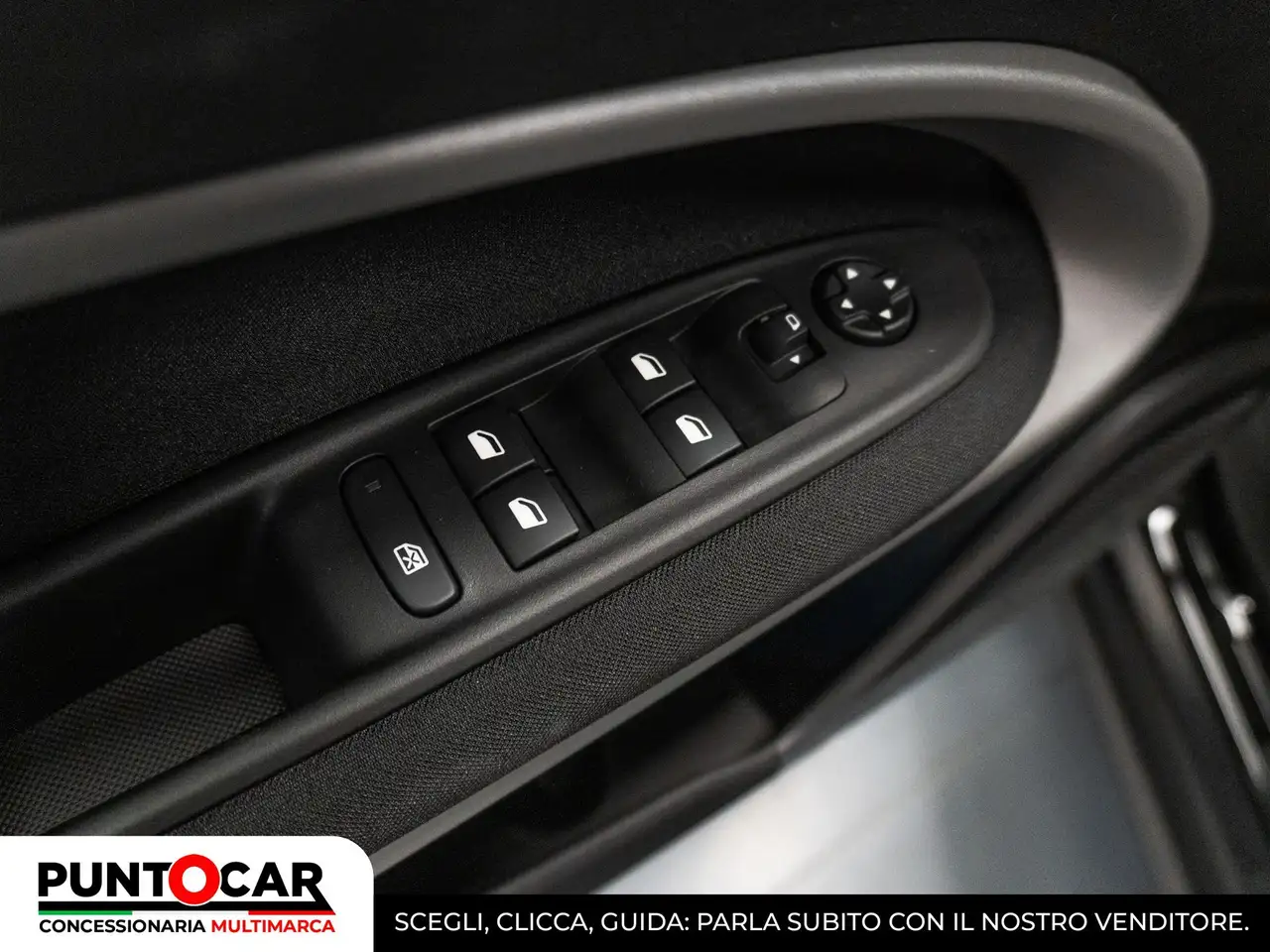 Jeep Avenger Avenger 1.2 Turbo 100 CV MHEV Longitude PROMO FLEX 13