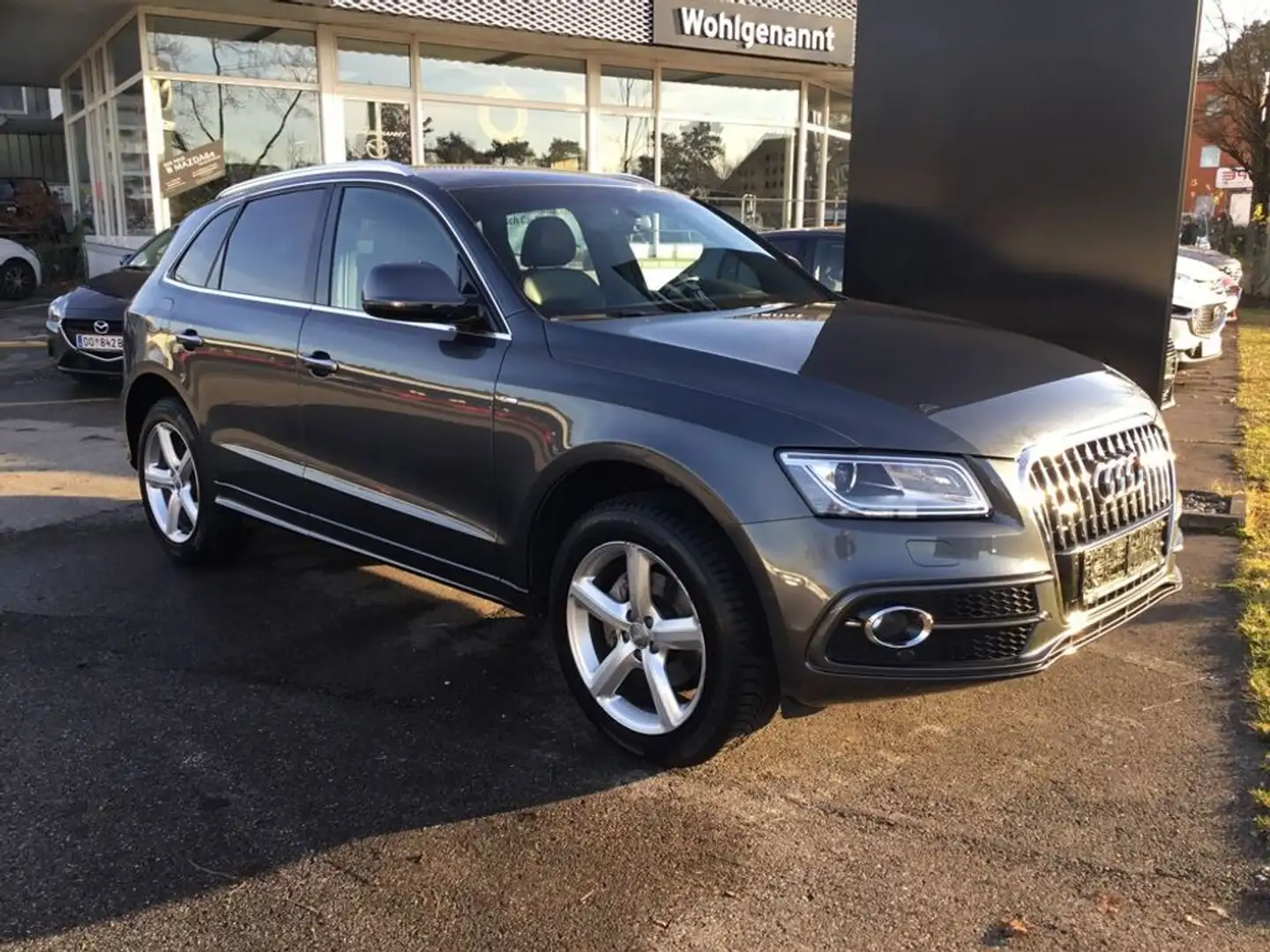 Audi Q5 2.0 TDI quattro Sport S-tronic Grau - 2