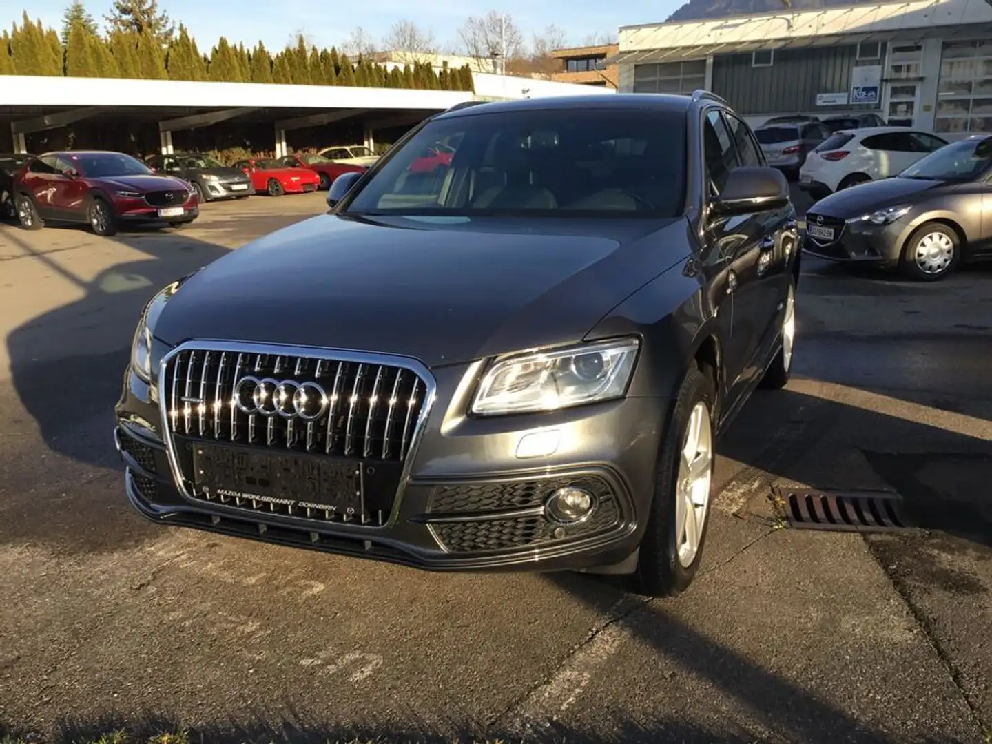 Audi Q5 2.0 TDI quattro Sport S-tronic Grau - 1