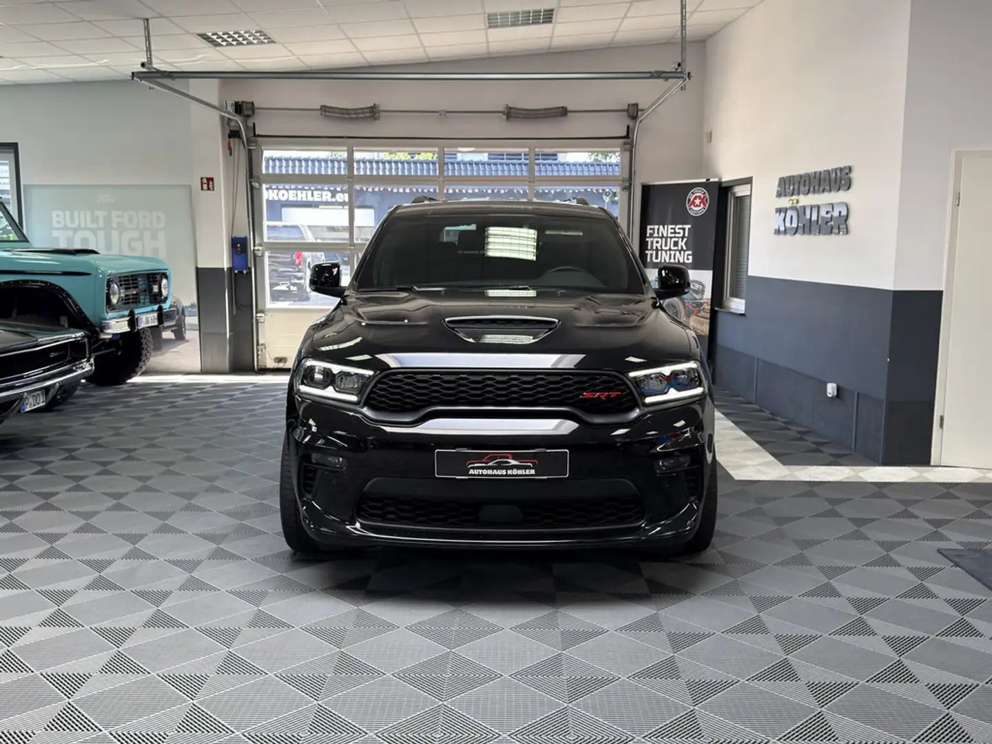 Dodge Durango SRT 6.4L AWD VOLL!!! Schwarz - 2