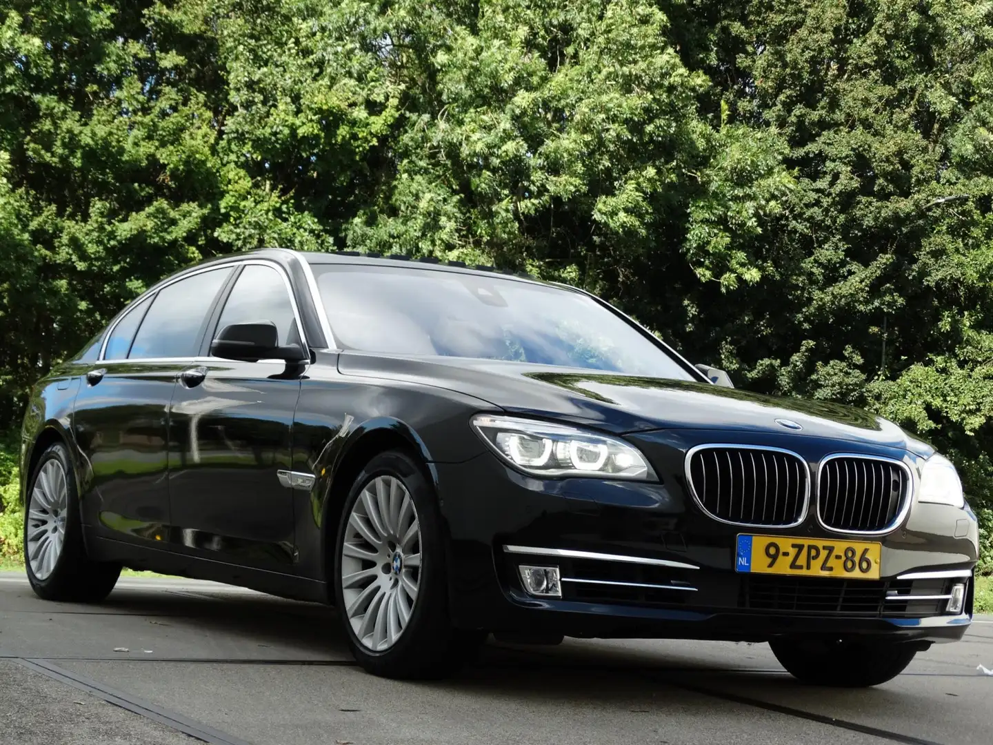 BMW 740 7-serie 740Li High Executive - LANG - STOEL VERW / Чёрный - 2