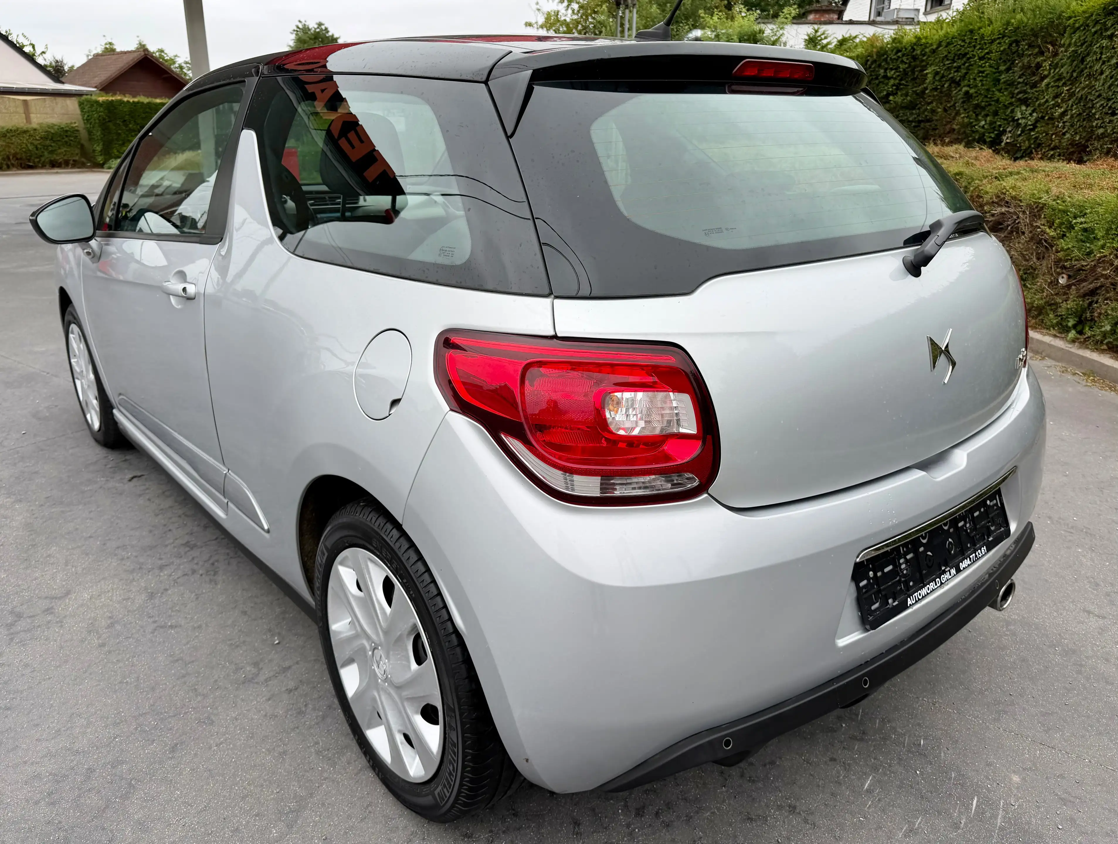 Citroen DS3 DS3 1.2i So Chic — photo 4