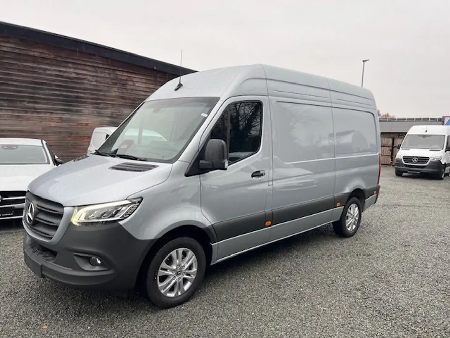 Mercedes-Benz Sprinter 317 CDI L2-H2 SLEEP 3500 KG Argent - 2