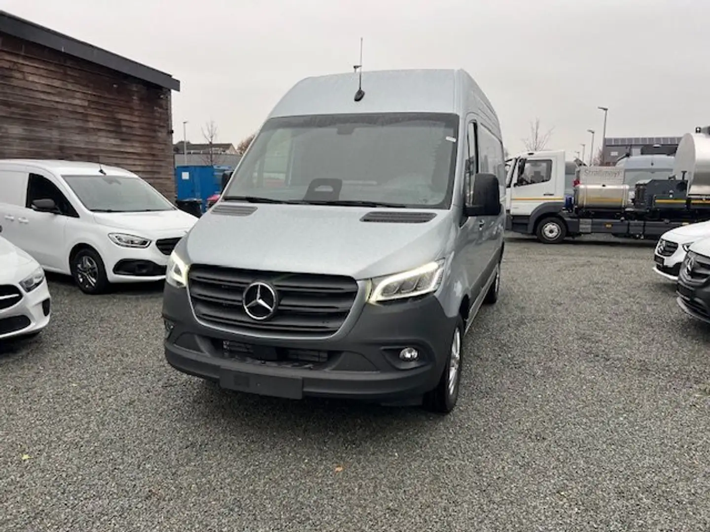 Mercedes-Benz Sprinter 317 CDI L2-H2 SLEEP 3500 KG Argent - 1