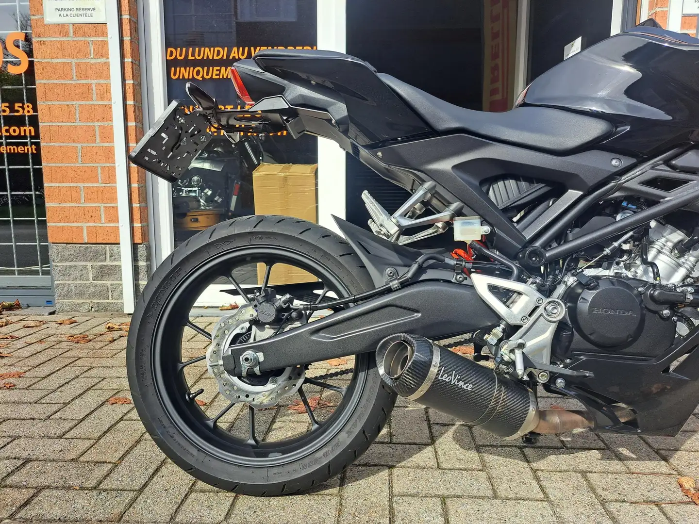 Honda CB 125 R ABS Negro - 2