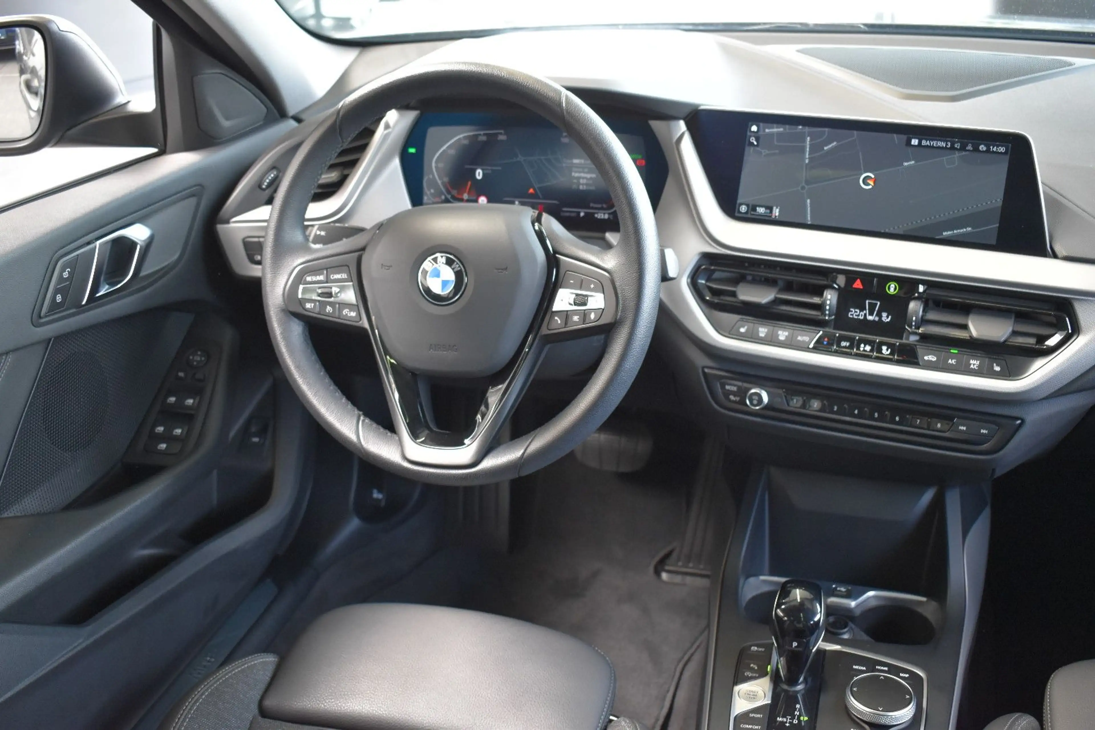 BMW 118 d Limo Advantage Aut. LED~PanoSD~DAB~LiveCo. — photo 13