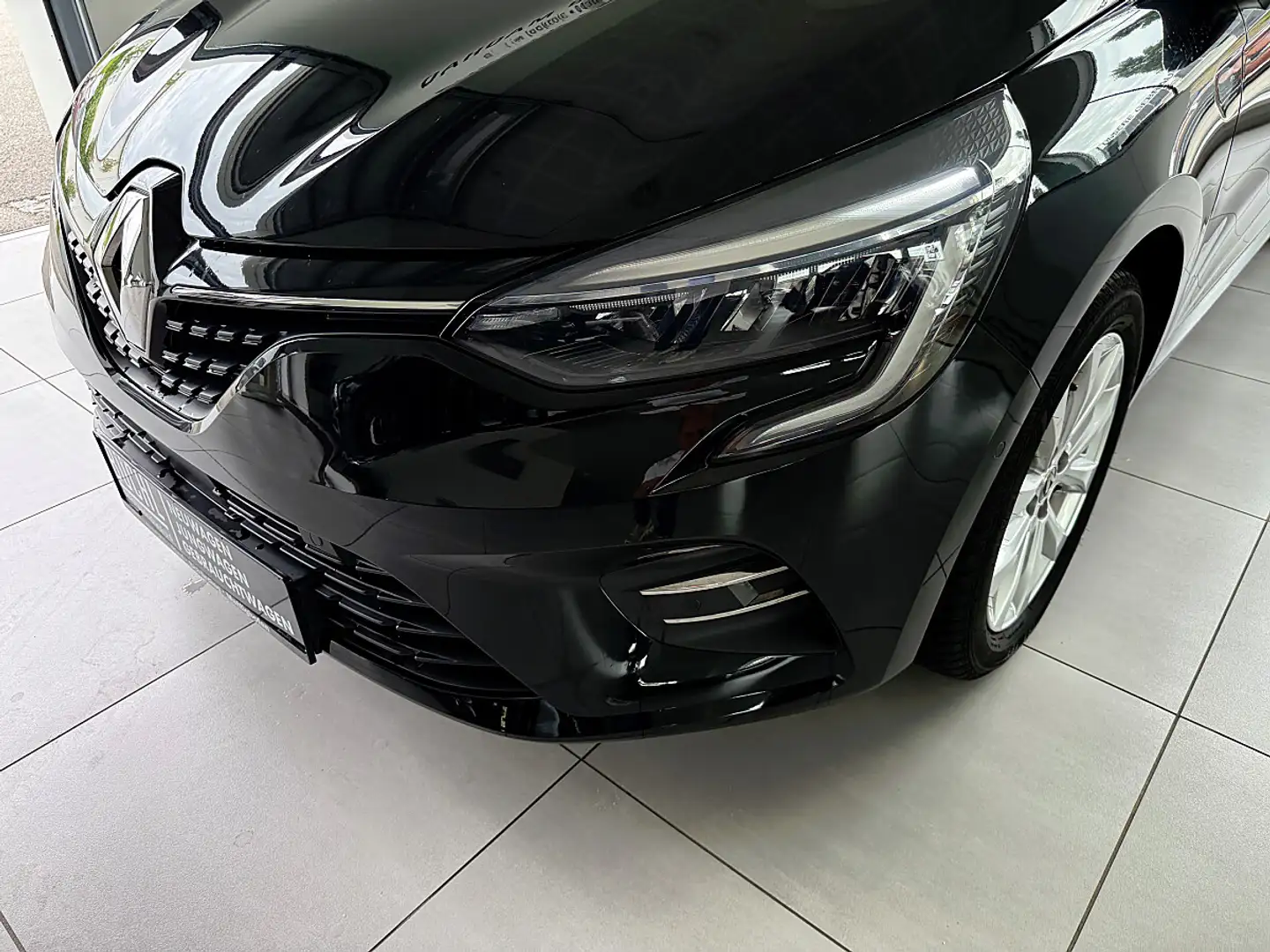 Renault Clio Intens TCe 130 EDC Schwarz - 2