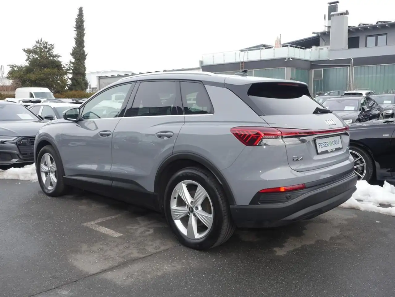 Audi Q4 e-tron 35 ACC Alu 19" CarPlay Pano RüKa SHZ 4