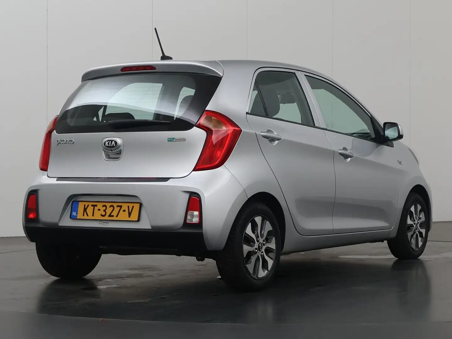 Kia Picanto 1.0 CVVT ComfortPlusLine Navigator Kia Picanto 1.0 Gris - 2