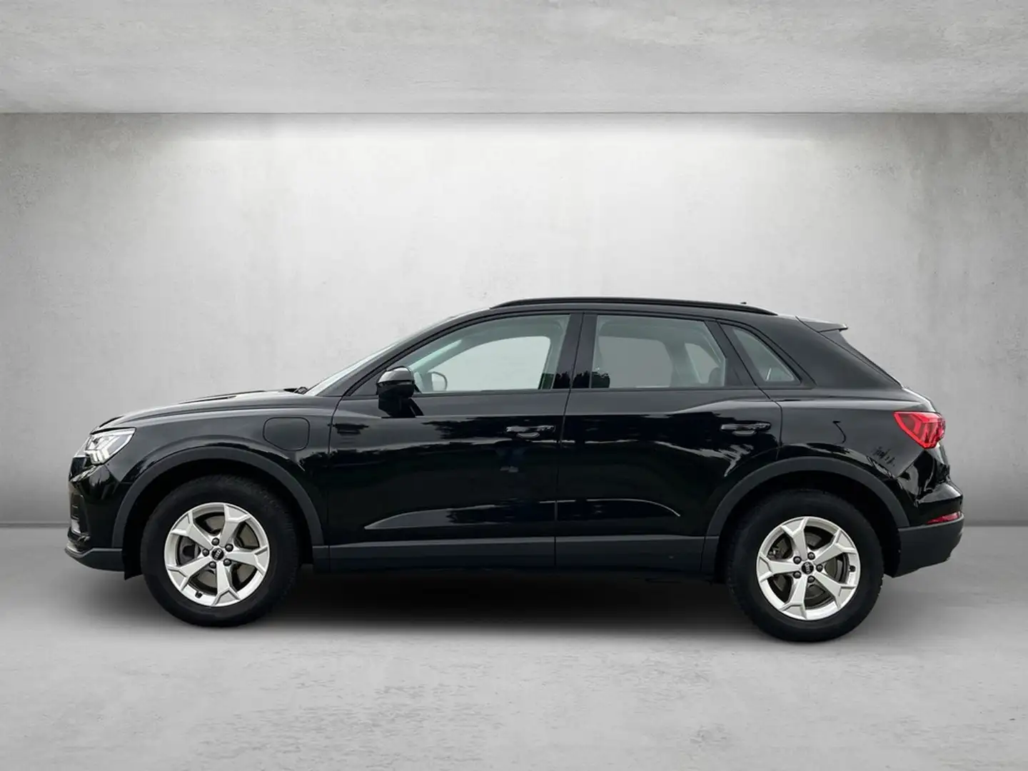 Audi Q3 45 TFSI e S tronic *Navi*Matrix*Kamera* Schwarz - 2