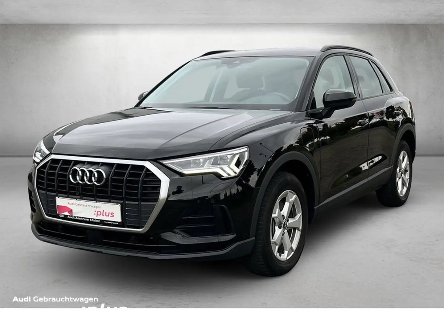 Audi Q3 45 TFSI e S tronic *Navi*Matrix*Kamera* Schwarz - 1