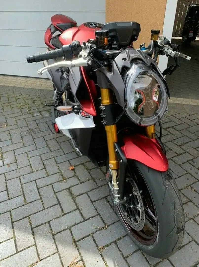 MV Agusta Brutale ORO Rot - 1