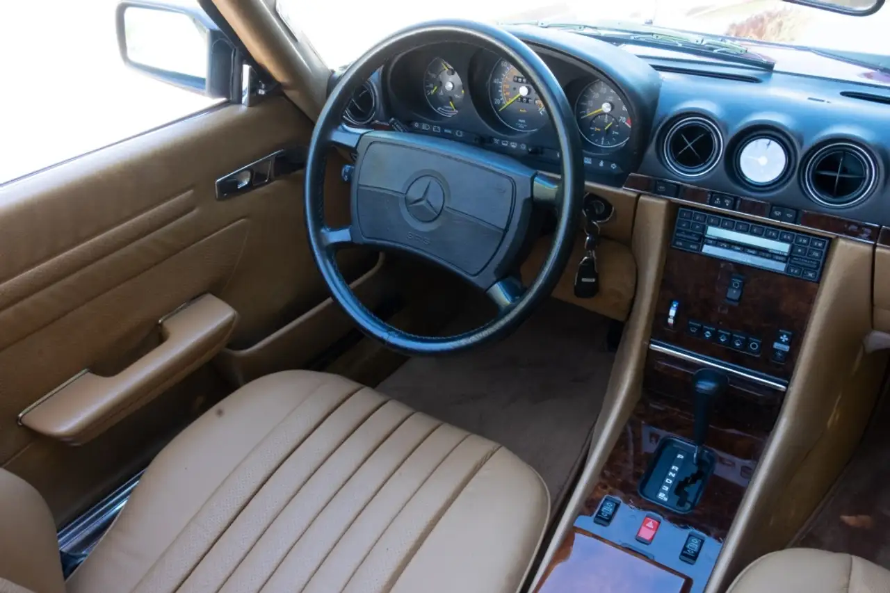 Mercedes-Benz SL 43 AMG 560, foto 9