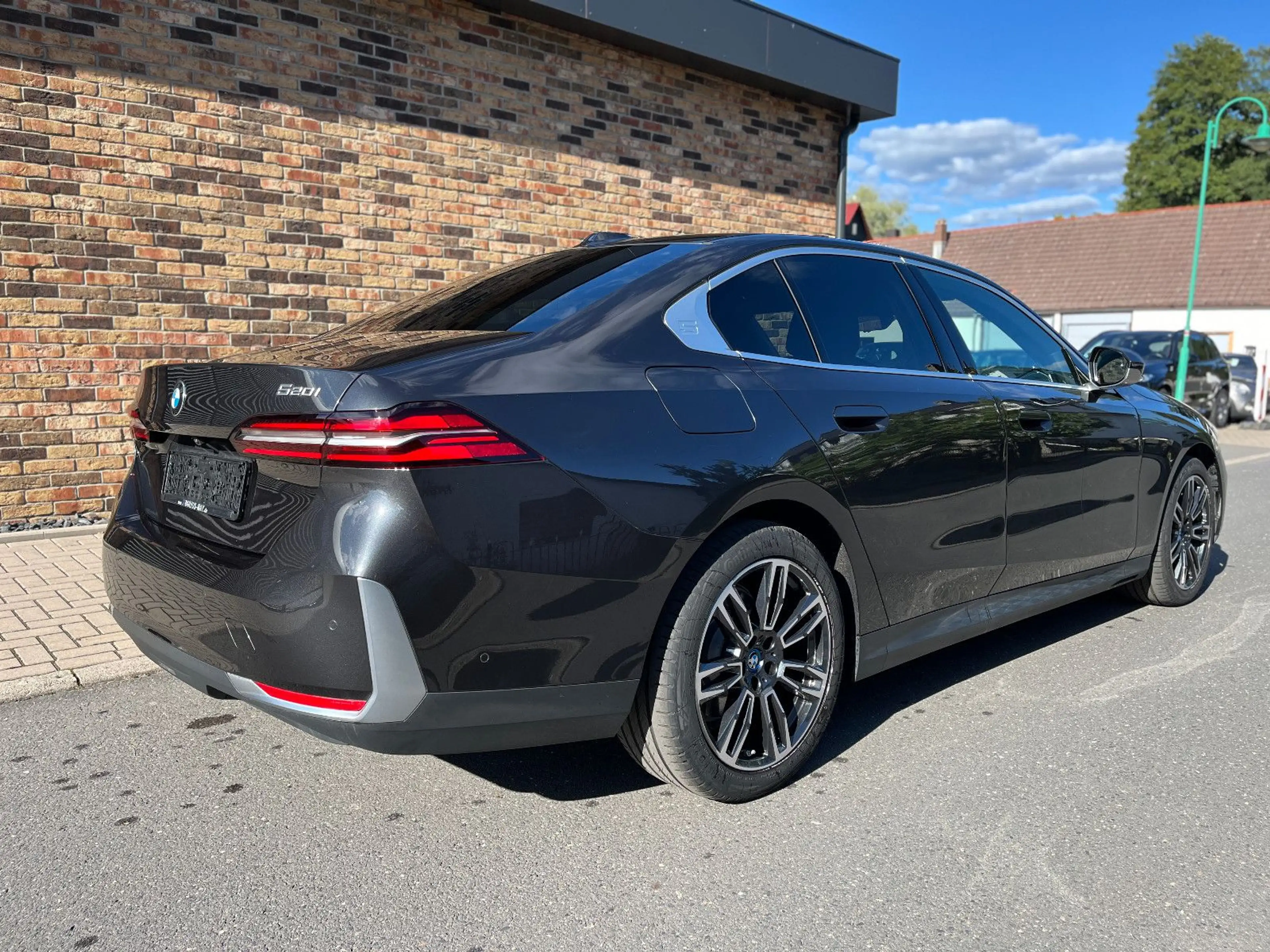 BMW 520 i Limousine adap LED Leder Sportsitz PAS 19" — photo 6