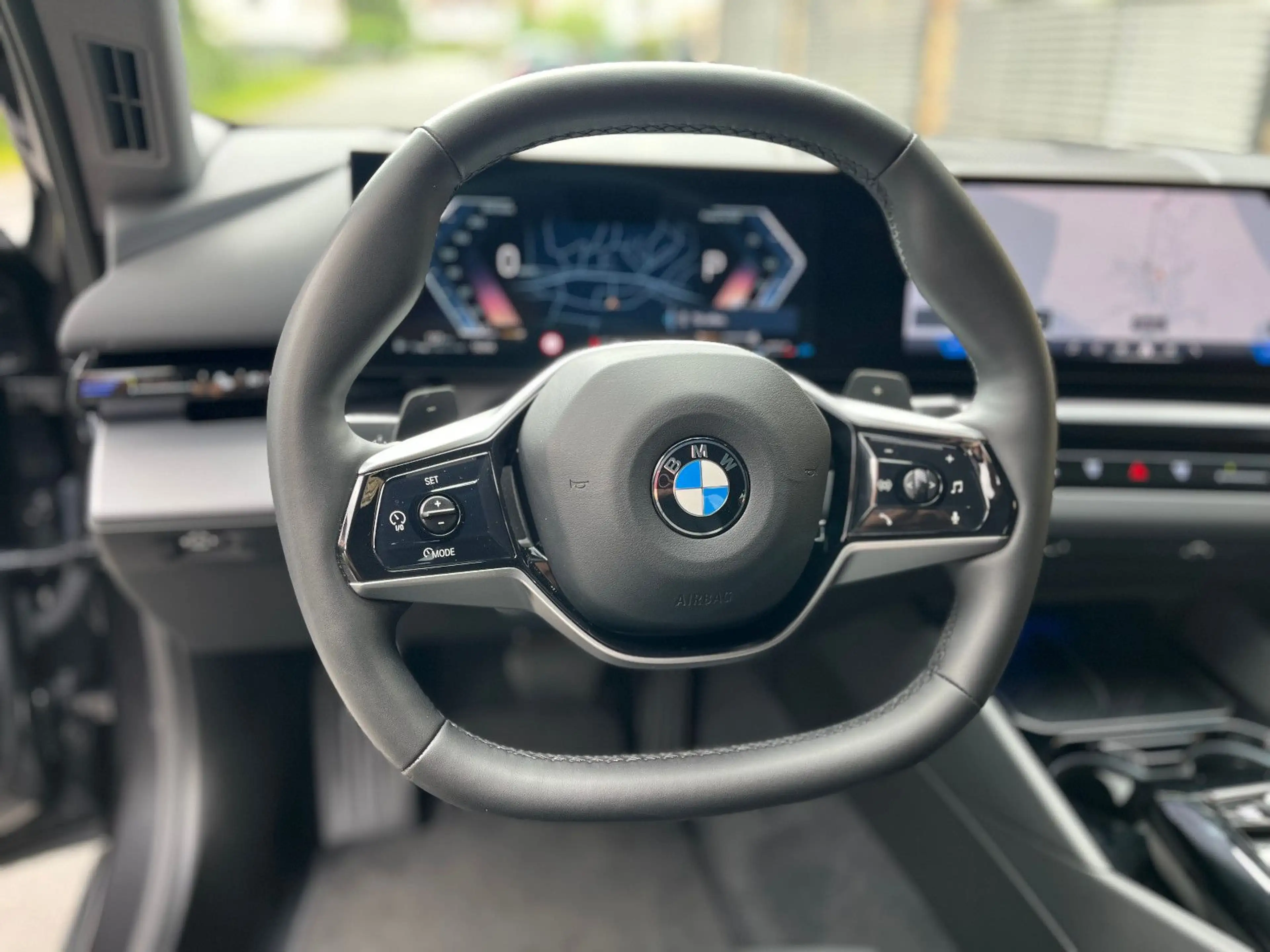BMW 520 i Limousine adap LED Leder Sportsitz PAS 19" — photo 18