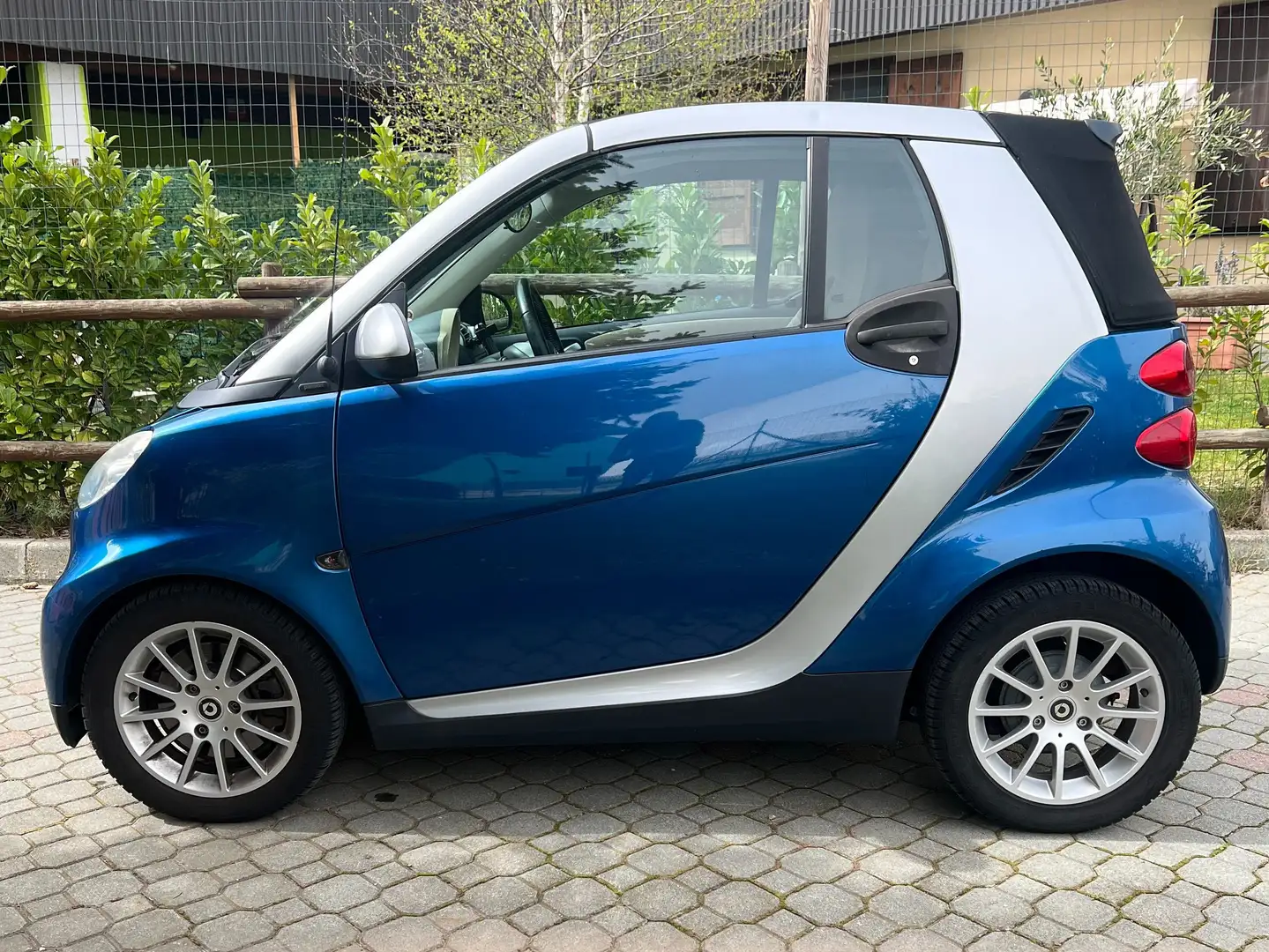 smart city-coupé/city-cabrio Blu/Azzurro - 2