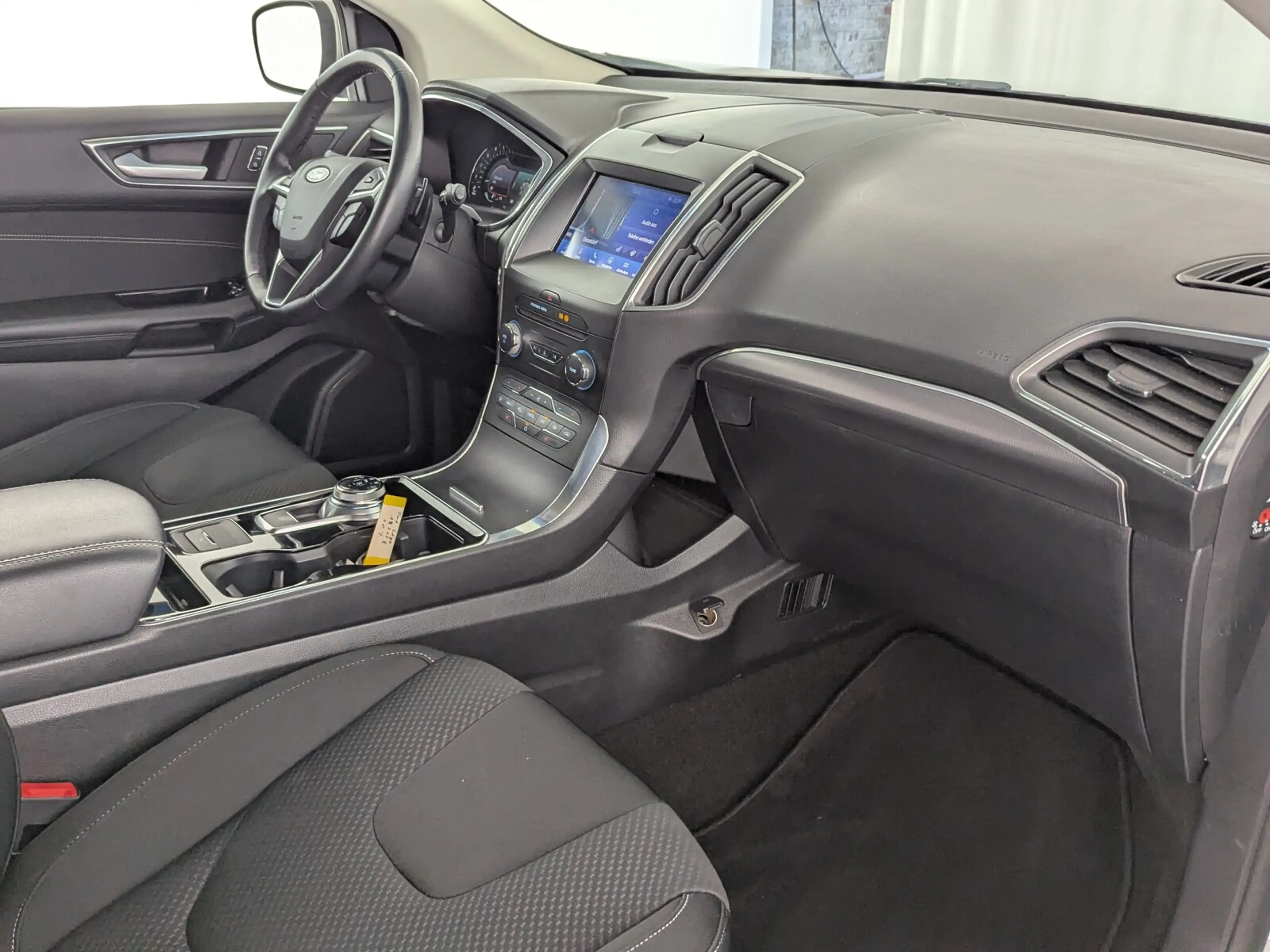 Ford Edge Edge 2.0 TDCi Titanium 4x2 S/S LED+NAVI+SHZ+RFK+ — photo 14