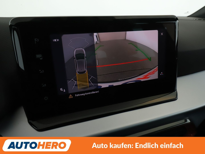 SEAT Ibiza 1.0 TSI FR *NAVI*LED*ACC*CAM*SHZ*ALU* — photo 24