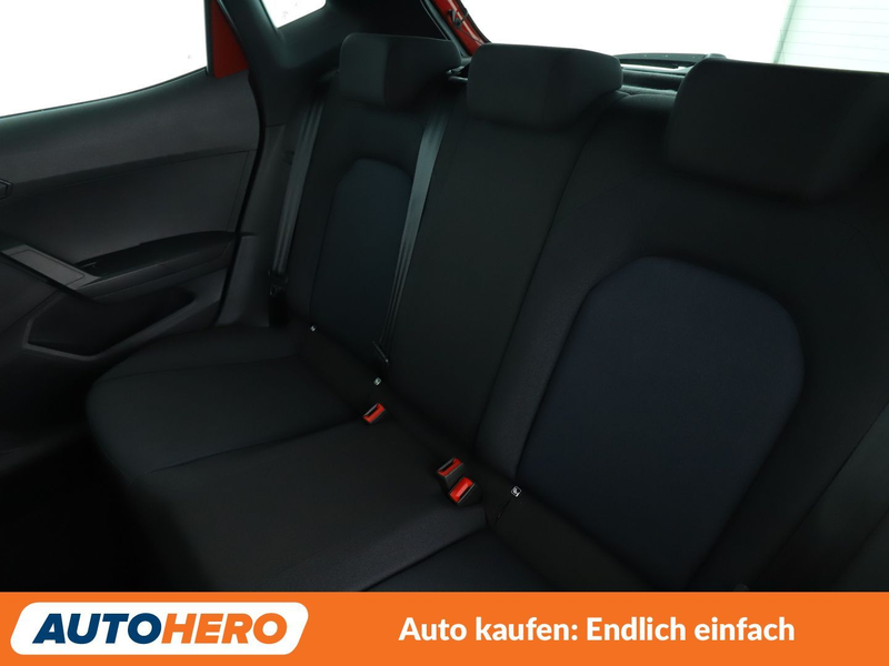 SEAT Ibiza 1.0 TSI FR *NAVI*LED*ACC*CAM*SHZ*ALU* — photo 14