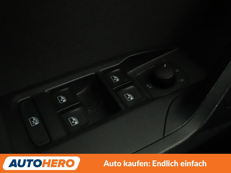 SEAT Ibiza 1.0 TSI FR *NAVI*LED*ACC*CAM*SHZ*ALU* — photo 27