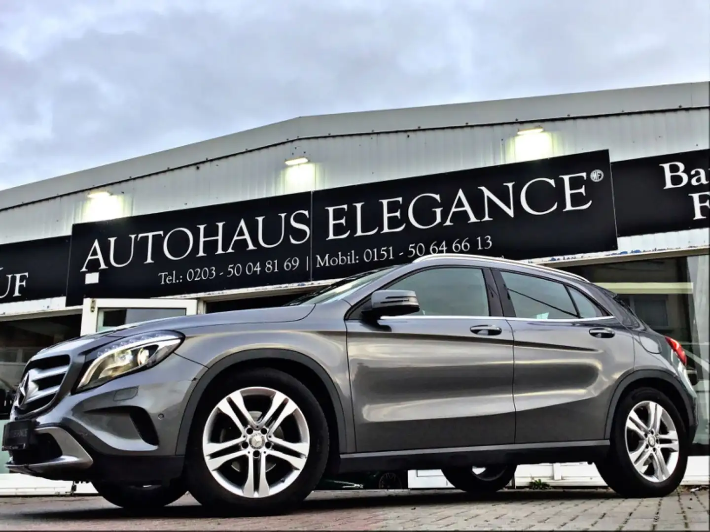 Mercedes-Benz GLA 220 d Aut.~Urban~Navi~Tempo~Bi-Xenon~AHK Grigio - 2