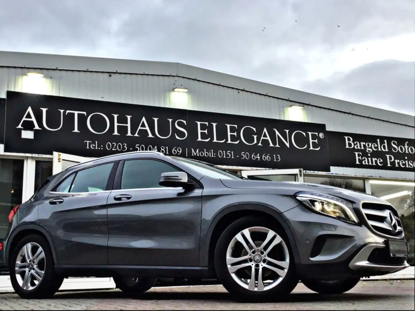 Mercedes-Benz GLA 220 d Aut.~Urban~Navi~Tempo~Bi-Xenon~AHK Grigio - 1