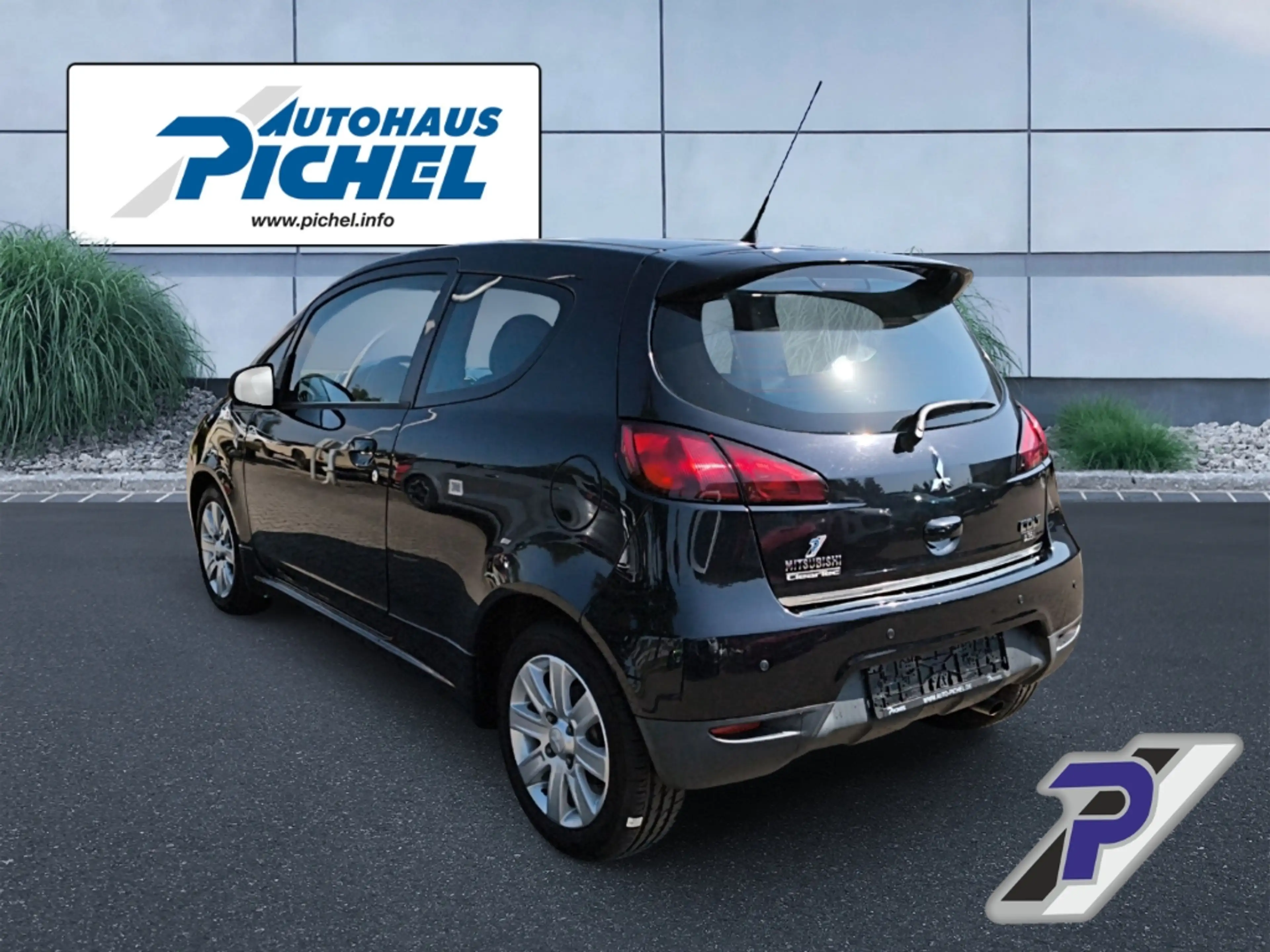 Mitsubishi Colt ClearTec 35 Jahre SONDEREDITION+METALLIC — photo 3