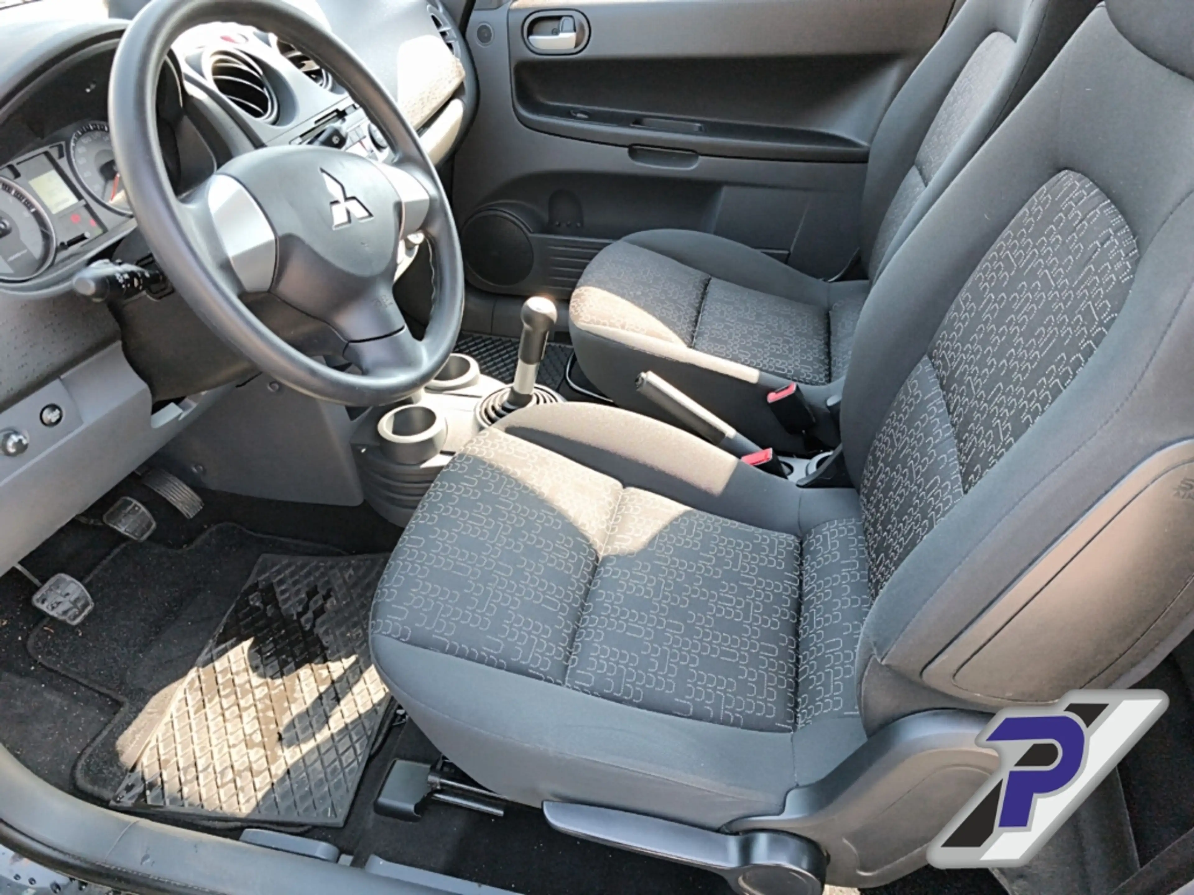 Mitsubishi Colt ClearTec 35 Jahre SONDEREDITION+METALLIC — photo 11