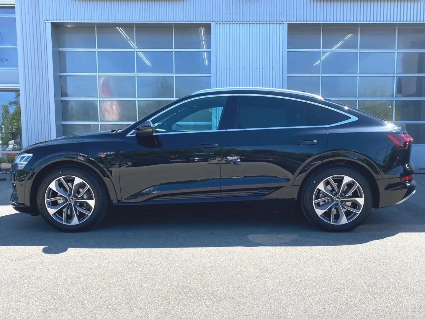 Audi e-tron Sportback 55 qu. advanced S line 300 kW LED Schwarz - 2