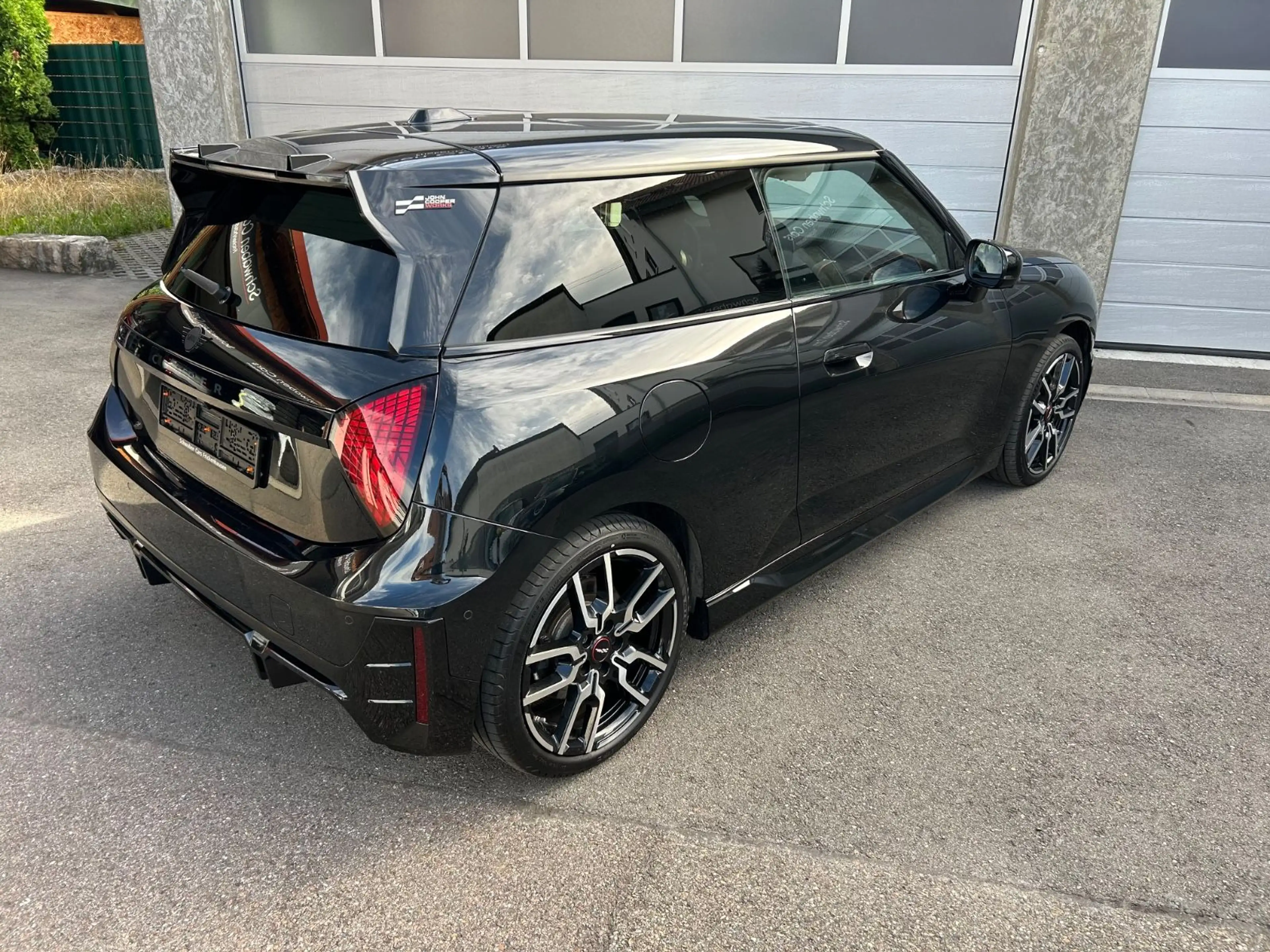 MINI Cooper SE JOHN COOPER WORKS XL HUD H&K ACC Pano — photo 14