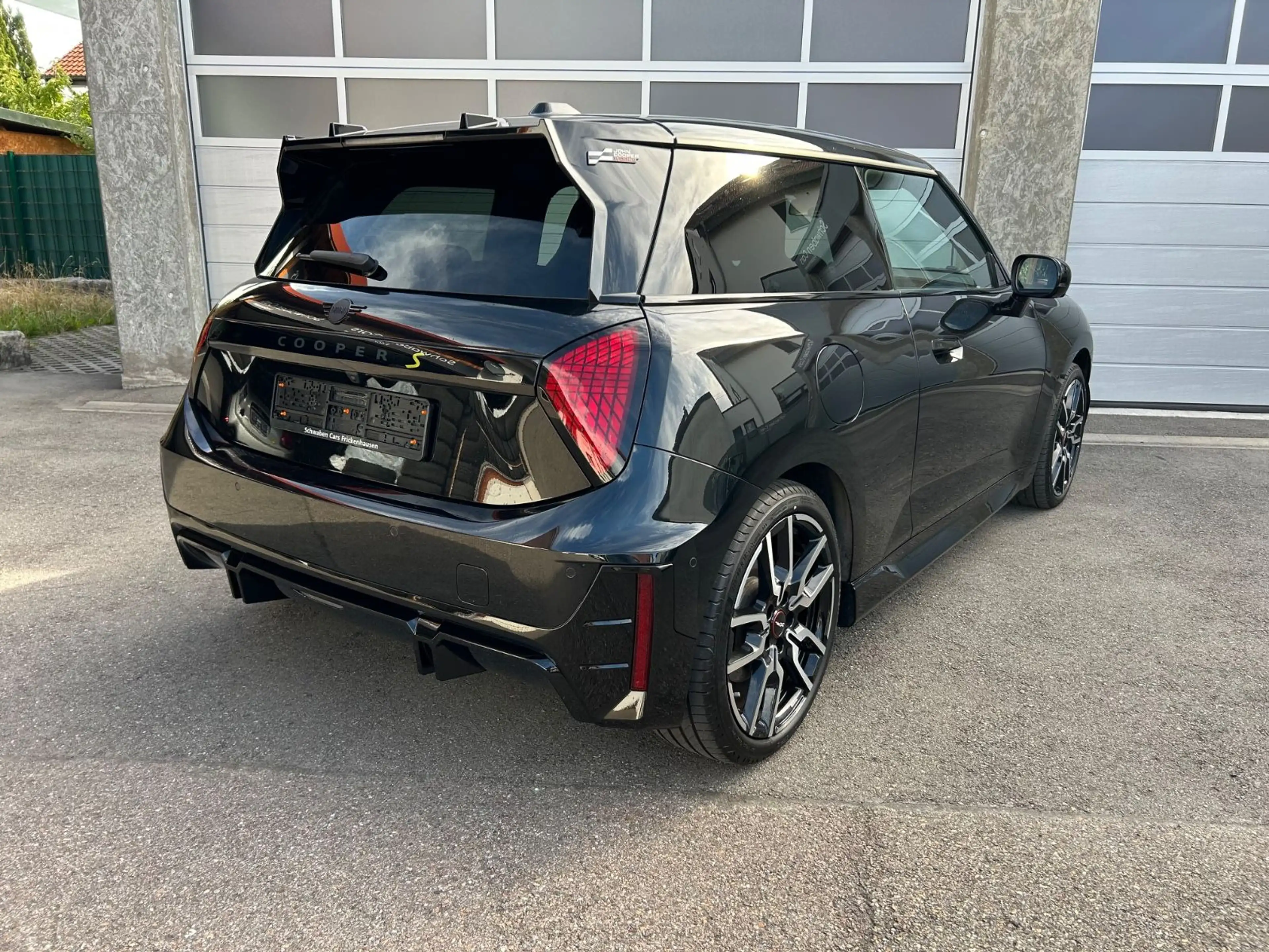 MINI Cooper SE JOHN COOPER WORKS XL HUD H&K ACC Pano — photo 15