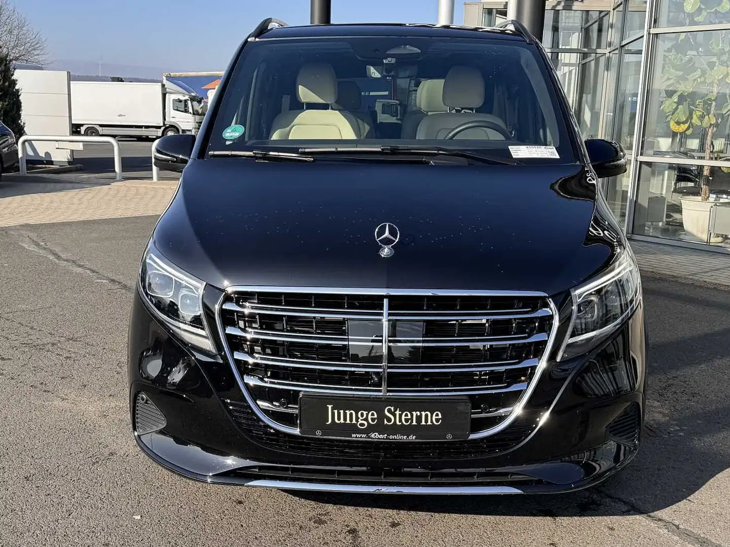 Mercedes-Benz V 300 d EXCLUSIVE 4MATIC Panorama AHK2,5 Stdheiz Noir - 2