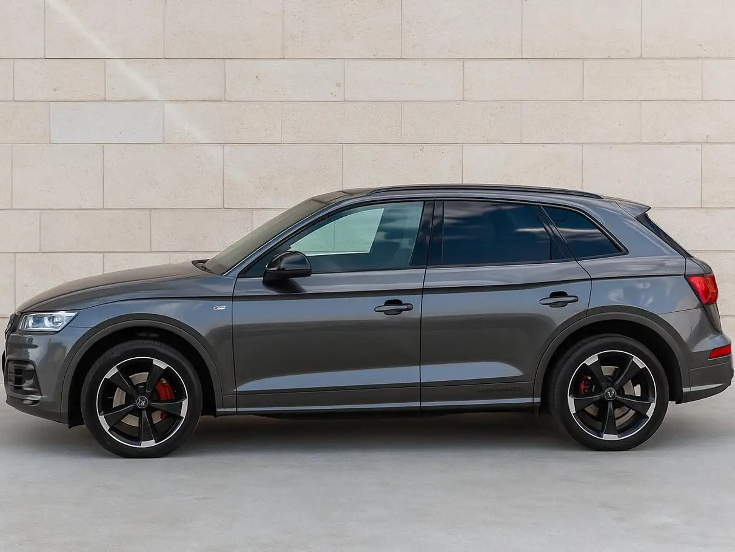 Audi Q5 50 TFSI e quattro sport S-tronic AHK S-Line Sport Gris - 1