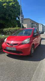 1.0 VVT-i Les Bleus 2008