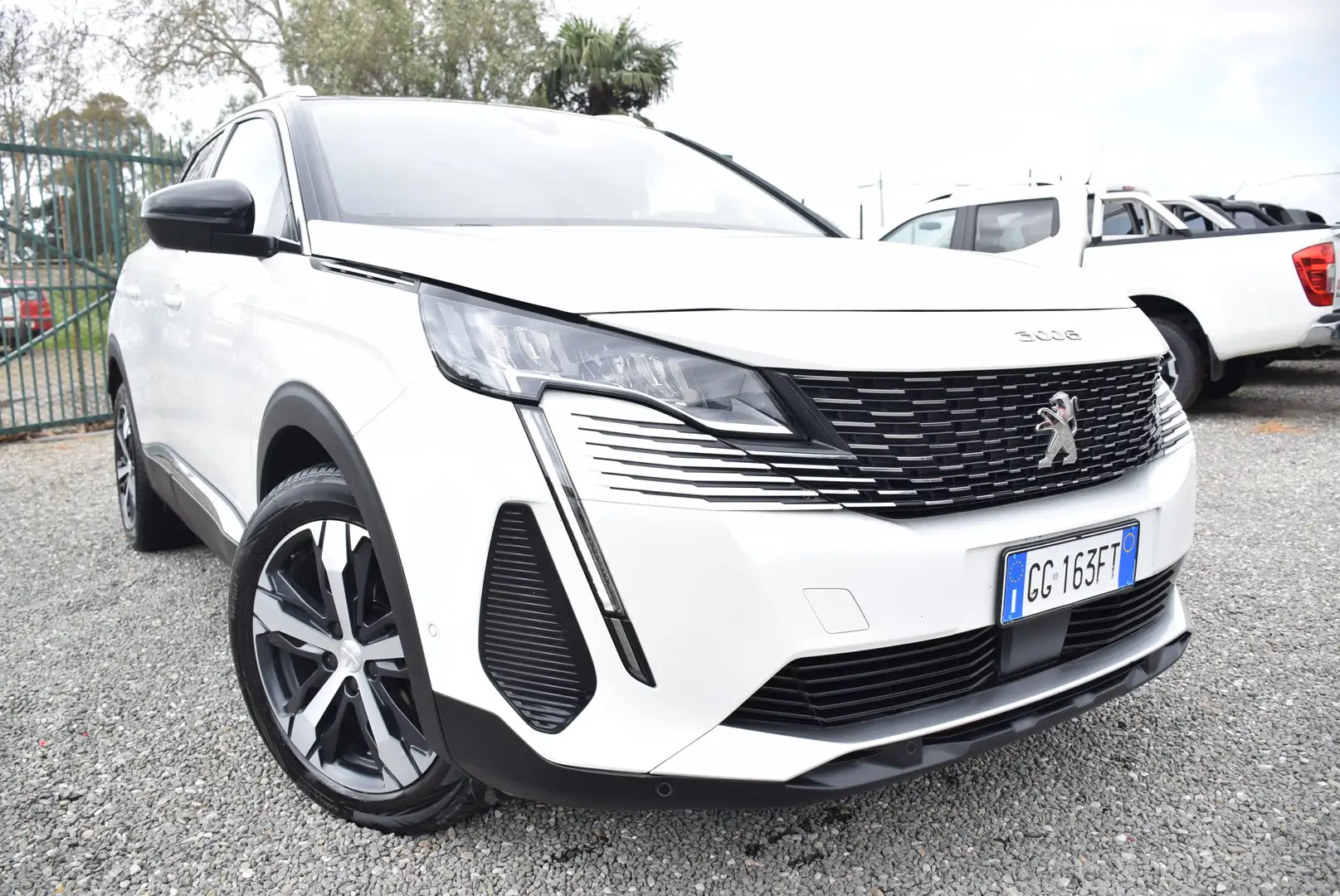 Peugeot 3008 NEW 1.5HDI 130CV EAT8 NAVI ADAS LED SENSORI CAM BT Bianco - 1