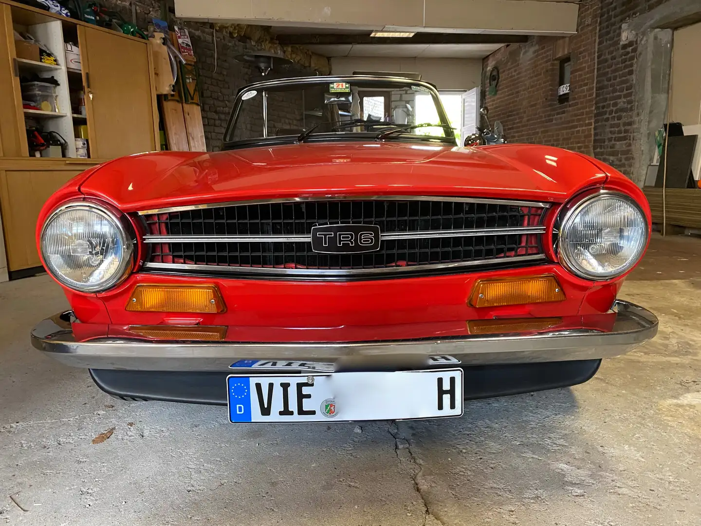 Triumph TR6 2,5L, 6-Zylinder Червоний - 2