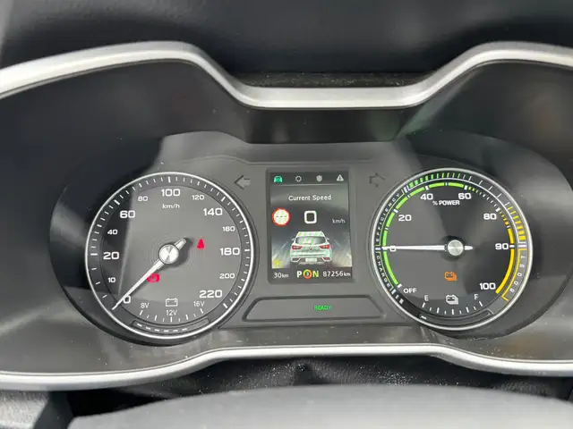 MG ZS view 10